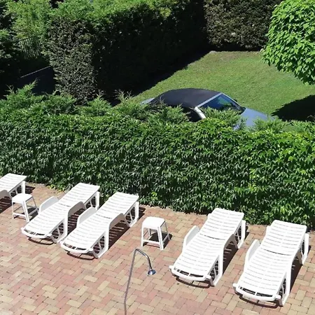 Geraumige Ferienwohnung Mit Garten Und Schwimmbad Apartment Zamardi